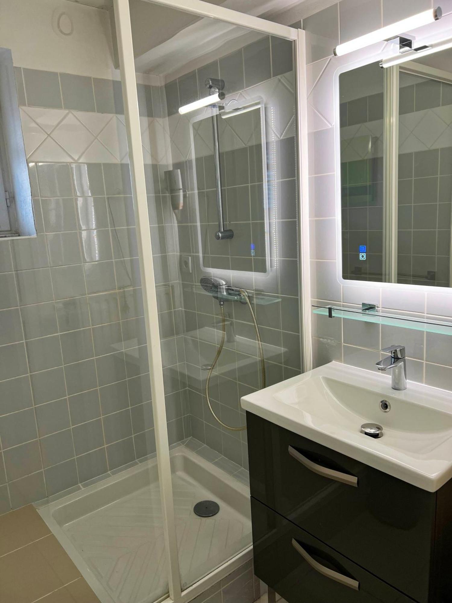 Bergesserin Gite De Bellevue Avec Piscine Interieure Privative מראה חיצוני תמונה